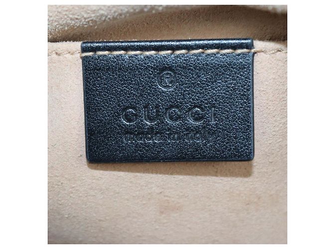 Picca borsa a tracolla GG Marmont in pelle matelassé nera Gucci Nero - vista 5