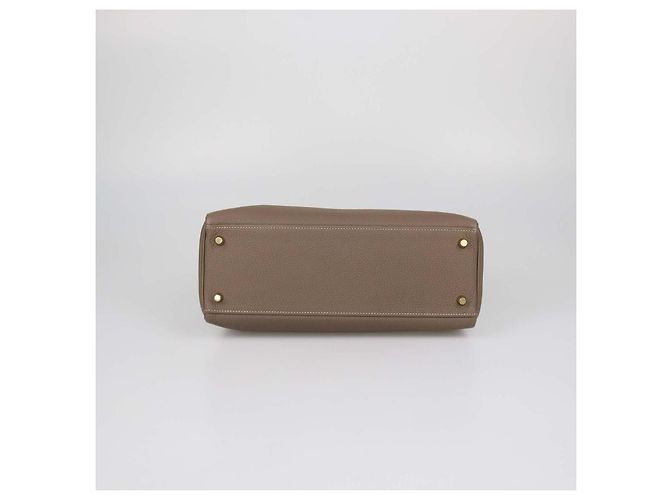 Hermès Borsa Hermes Kelly Retourne 32 in pelle Togo Etoupe con hardware Gold Marrone - vista 4