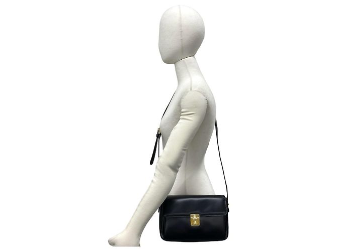 Céline Celine Vintage Triomphe Logo Turnlock Schultertasche aus Leder Schwarz - Ansicht 2