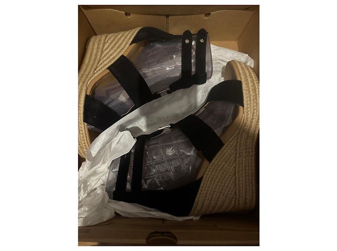 Sandali con zeppa UGG Kolfax in camoscio nero - vista 5
