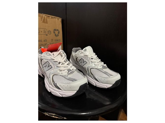 New Balance 530 Sneakers - Bianco e Argento - vista 4