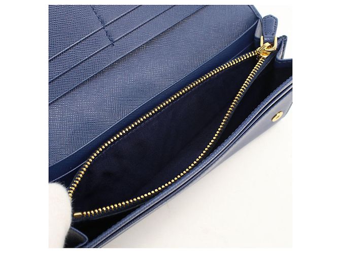 Saffiano Prada Bi-fold Long Wallet in Blue Blau - Ansicht 4