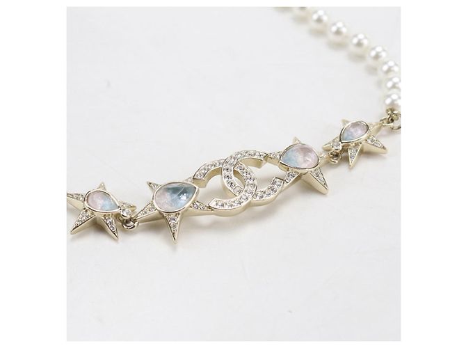 Collana Chanel dorata con perla e logo Coco D'oro - vista 3
