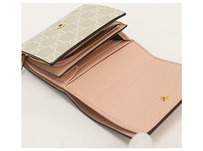 Cartera bi-fold Gucci en rosa - vista 3