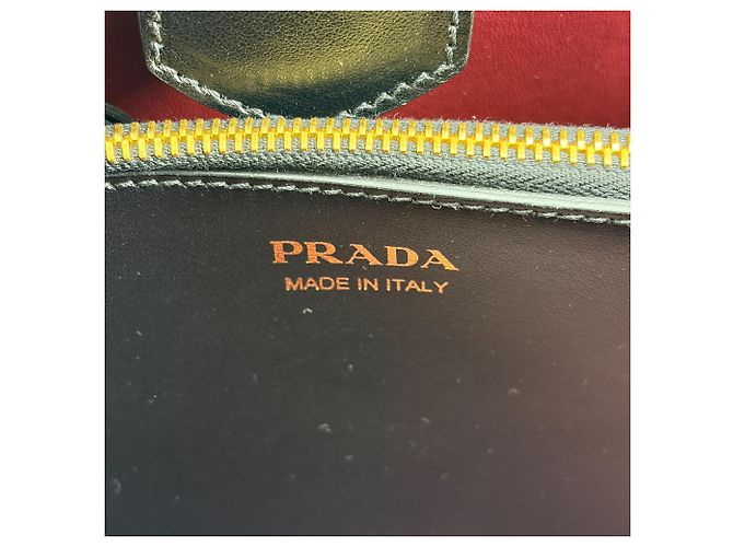 Prada Matinee Top Handle Saffiano Leather Micro Preto - vista 6