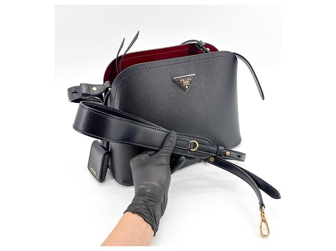 Prada Matinee Top Handle Saffiano Leather Micro Preto - vista 7