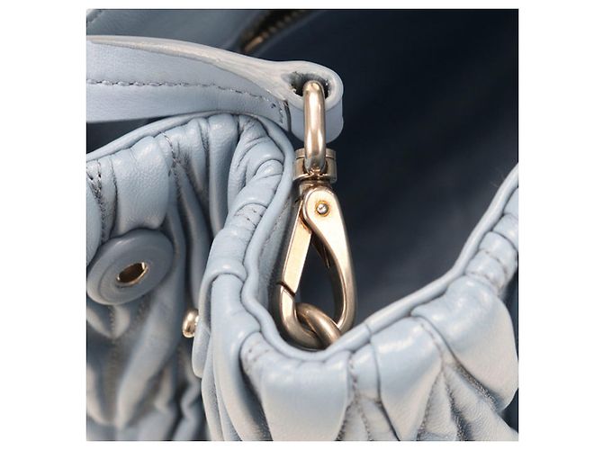 Borsa Tote Miu Miu in pelle di agnello blu - vista 5
