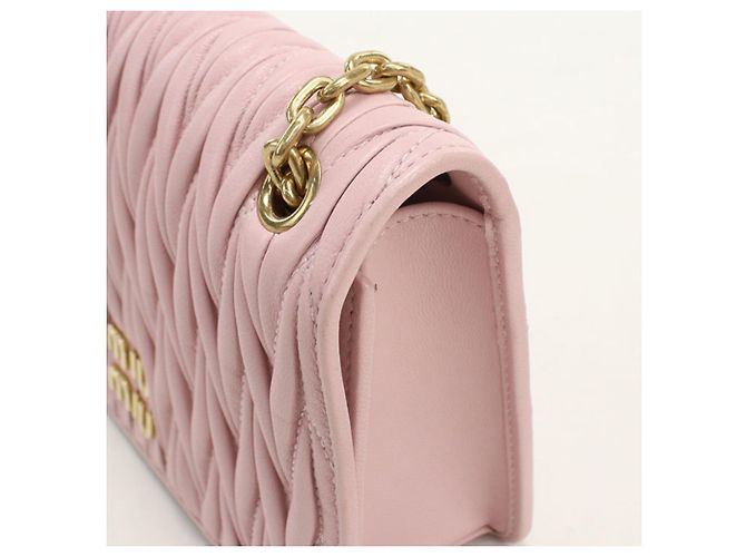 Borsa a tracolla Miu Miu in pelle di agnello rosa - vista 6