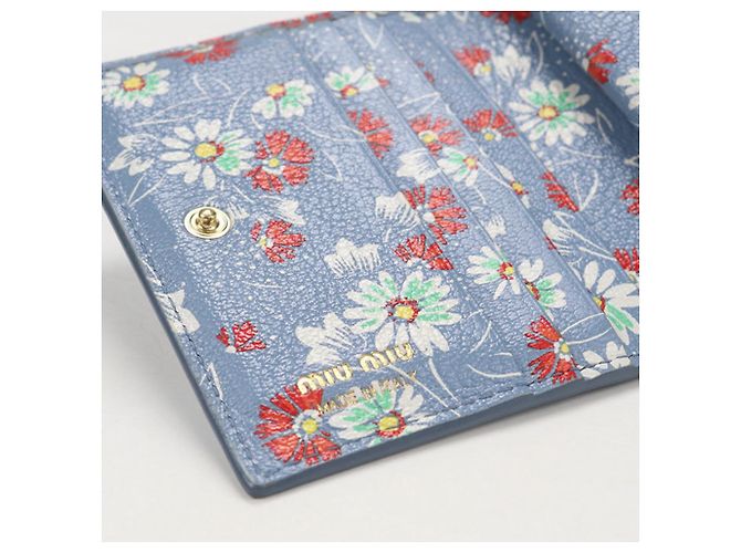 Portafoglio bi-fold Miu Miu da donna in blu - vista 7