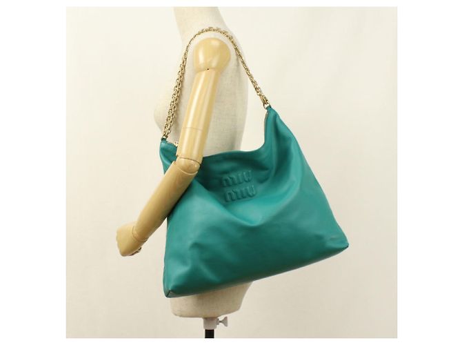 Borsa a tracolla Miu Miu in pelle verde - vista 9