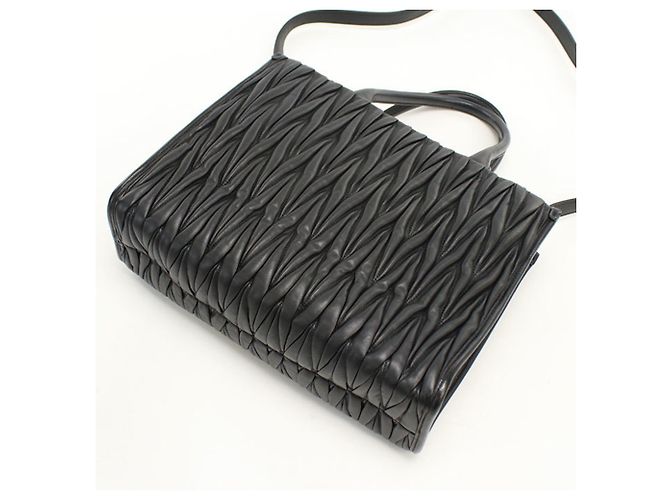 Borsa Tote Miu Miu in pelle nera Nero - vista 2
