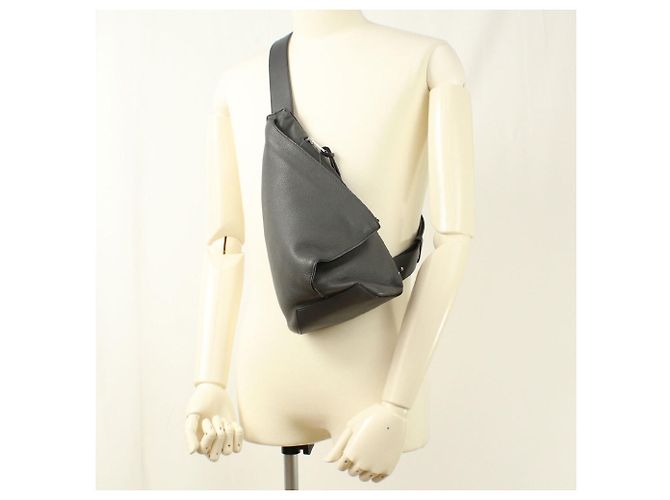 Borsa a tracolla Loewe Anton da uomo Marrone - vista 7
