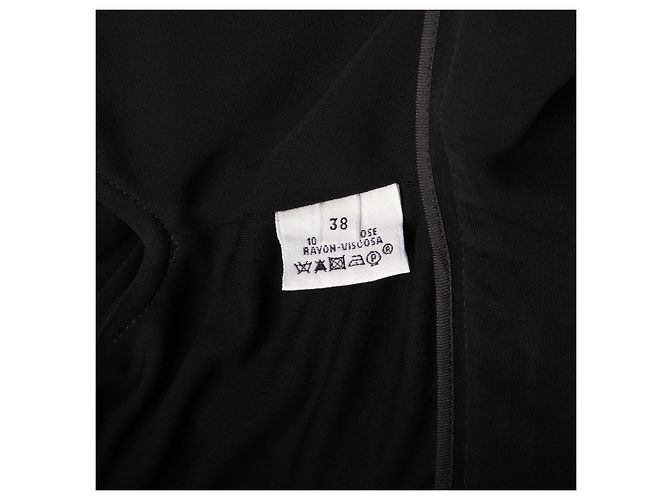 Vestido Hermès de jersey drapeado negro con hebilla de gancho plateada oversized – años 00 - vista 6