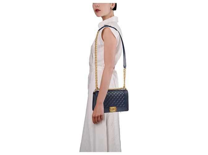 Borsa CHANEL Boy in Pelle Blu Navy - 103911 - vista 12