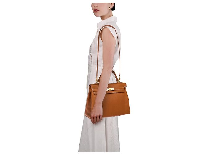 Hermès Borsa HERMES Kelly 32 in Pelle Dorata - 103915 D'oro - vista 12