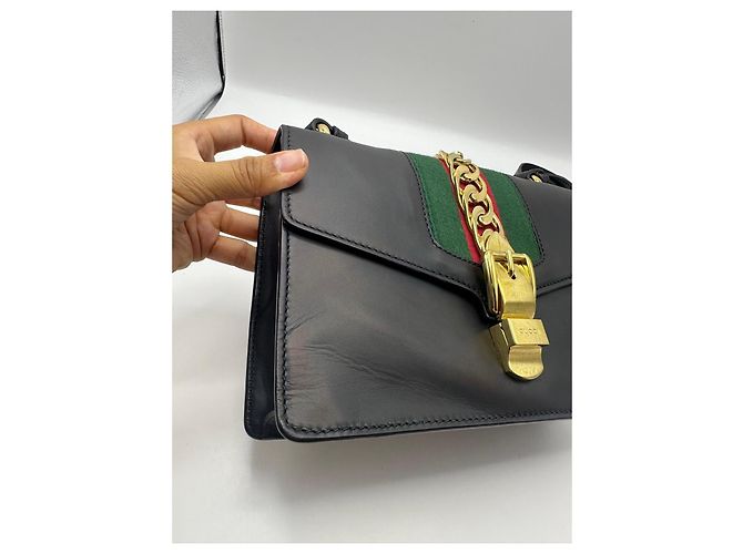 Borsa a tracolla Gucci Sylvie in pelle Nero - vista 6