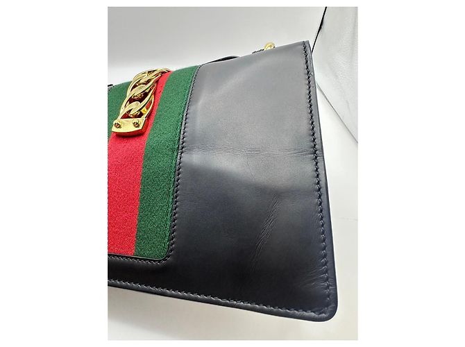 Borsa a tracolla Gucci Sylvie in pelle Nero - vista 9