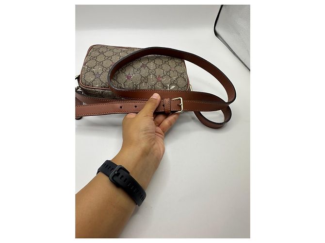 Borsa a tracolla Gucci GG Supreme Star Print Marrone Rosa - vista 4