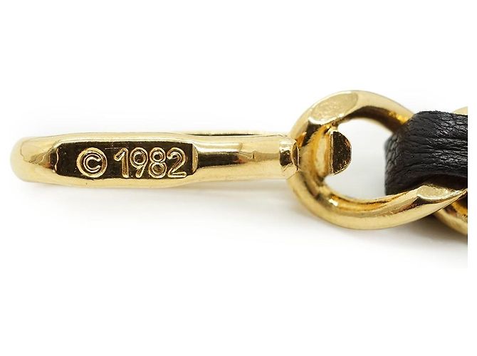 Timeless Chanel Vintage Gold Metal Black CC Medallion 1982 Kettengürtel Golden - Ansicht 4