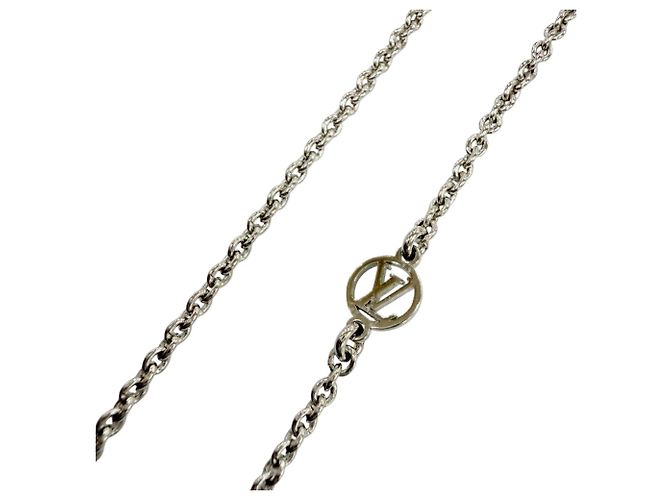 Collar Louis Vuitton 2025 Essential V Plata - vista 5