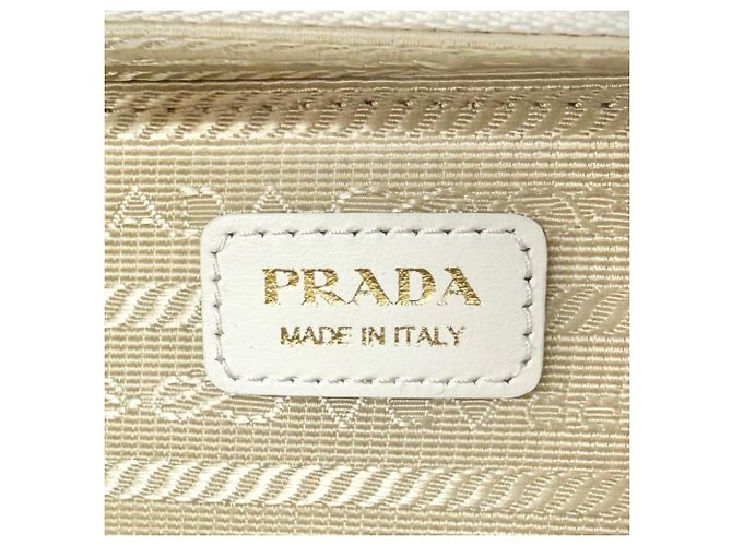 Saffiano Prada Mini-Tasche mit Kettenriemen Weiß - Ansicht 12