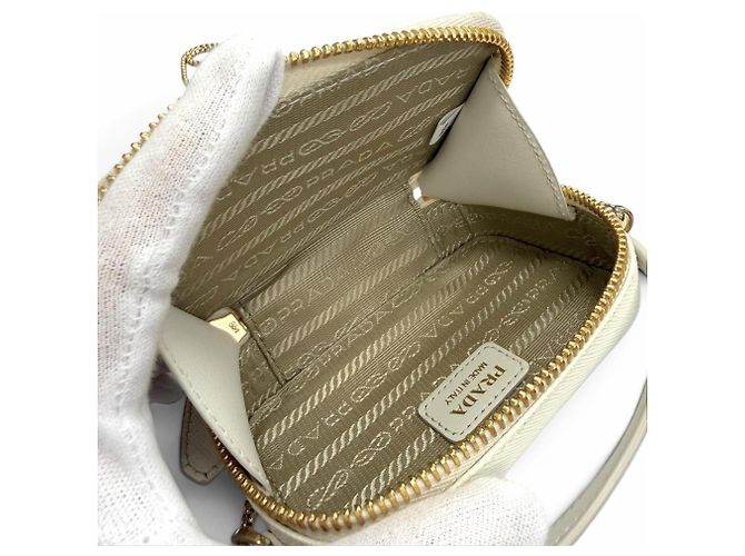 Saffiano Prada Mini-Tasche mit Kettenriemen Weiß - Ansicht 7