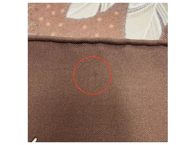 Hermès Foulard di seta Hermes Carre 90 La Vie Du Grand Nord Marrone Multicolore - vista 9