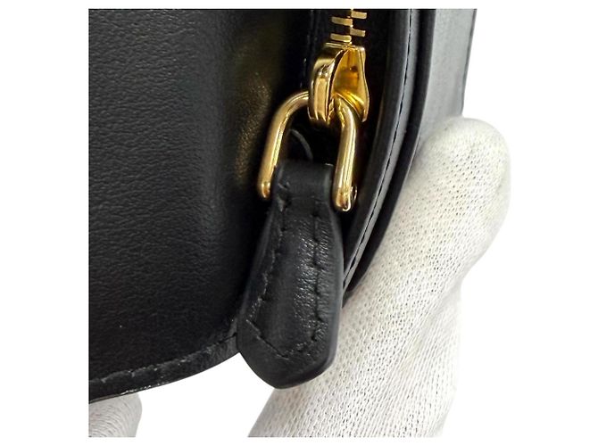 Prada City Calf Langbrieftasche mit Dreieckslogo Schwarz - Ansicht 9