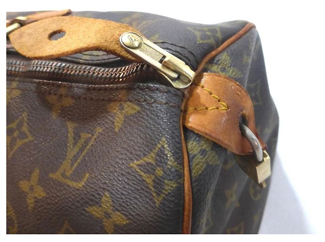 Louis Vuitton Speedy 40 Monogram Handbag Brown - view 6