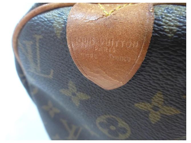 Louis Vuitton Speedy 40 Monogram Handbag Brown - view 7
