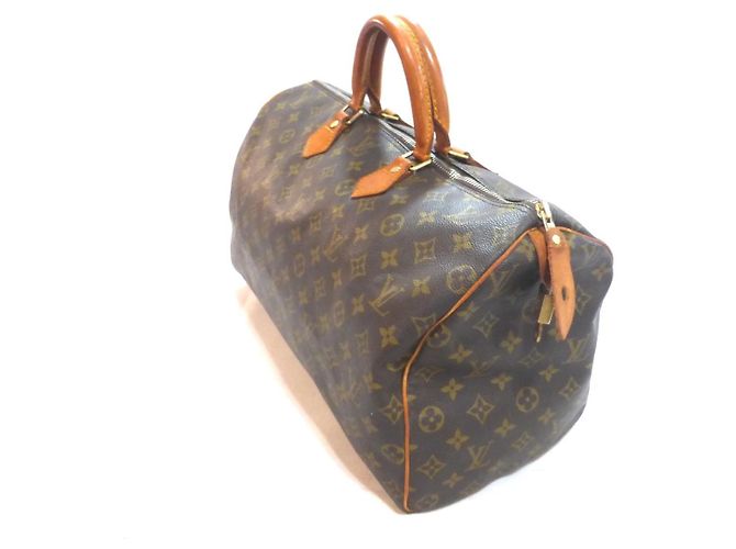 Louis Vuitton Speedy 40 Monogram Handbag Brown - view 9