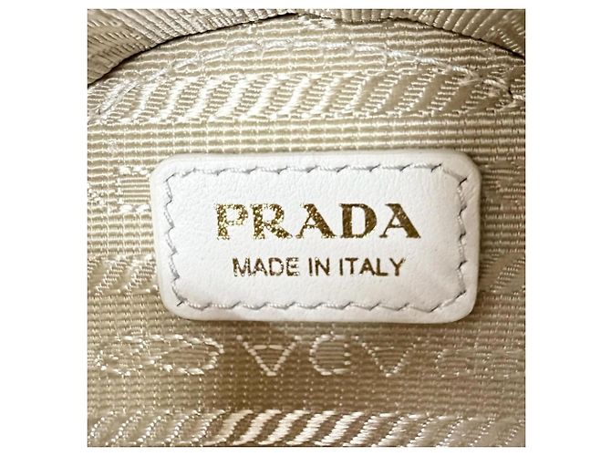 Prada Mini-Tasche aus Saffiano-Leder Weiß - Ansicht 11