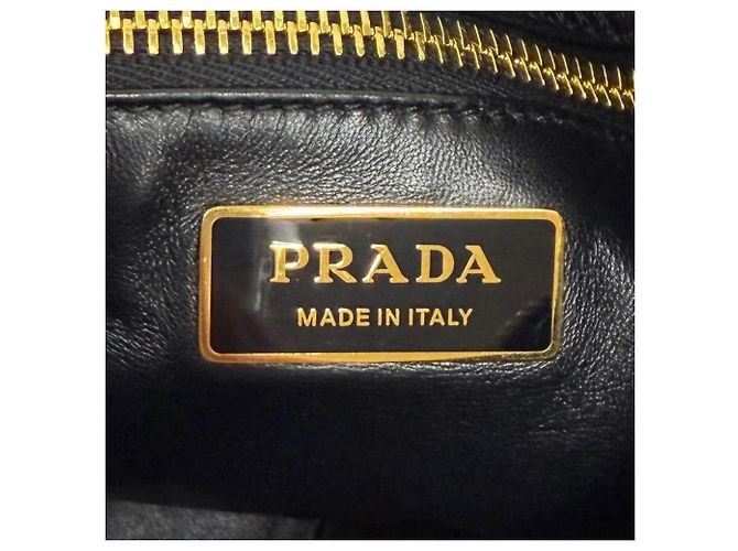 Bolsa de Ombro Prada Aimé Large em Couro Grão Macio Preto - vista 13