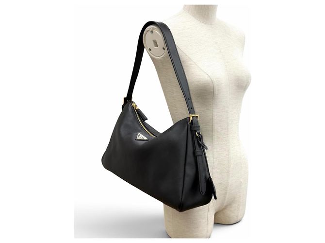 Bolsa de Ombro Prada Aimé Large em Couro Grão Macio Preto - vista 3