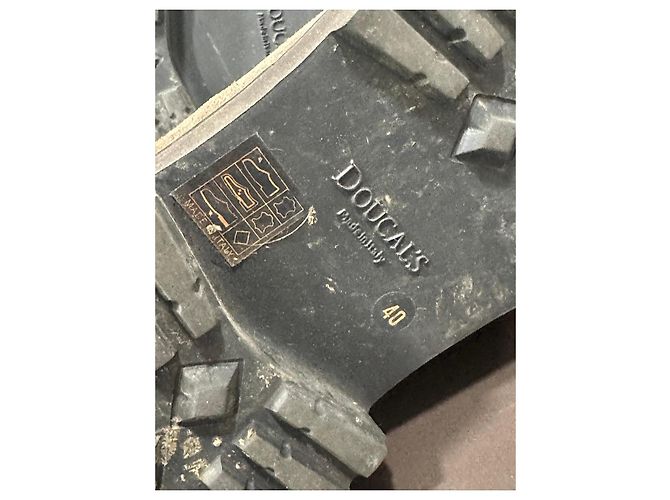 Autre Marque Botas Chelsea Doucal's de ante marrón con suela dentada Castaño - vista 7