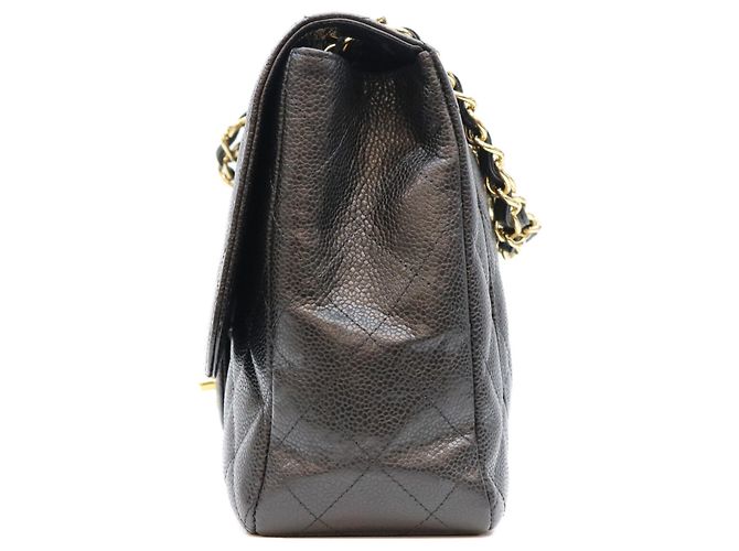 Borsa a tracolla Chanel in pelle caviar nera Nero - vista 2