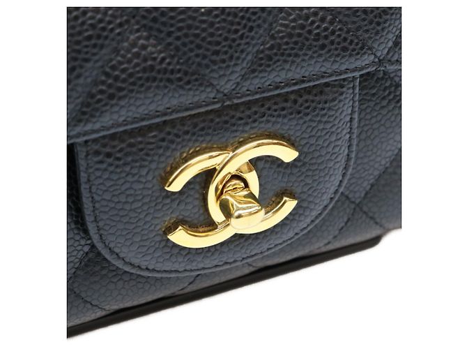Borsa a tracolla Chanel in pelle caviar nera Nero - vista 6