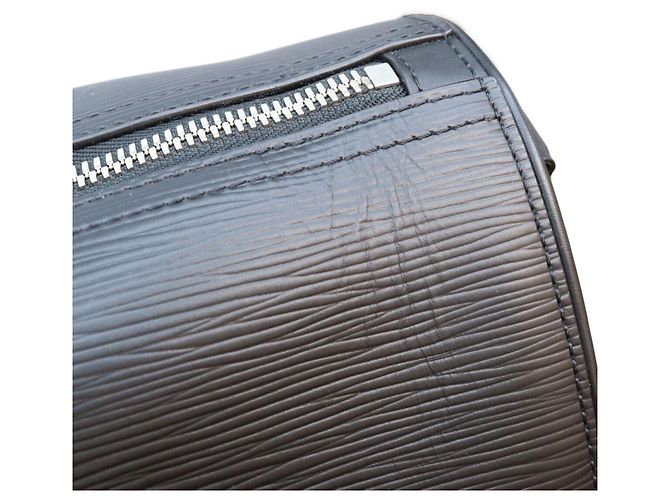 Borsa Boston Louis Vuitton in pelle Epi nera Nero - vista 10