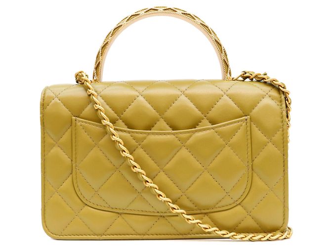 Borsa a tracolla Chanel in pelle d'agnello matelassé kaki Cachi - vista 3