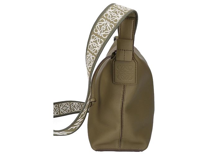 Borsa a tracolla Loewe Cubi in verde kaki Cachi - vista 4