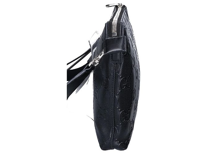 Borsa a tracolla media goffrata GUCCI 696009 Nero - vista 4
