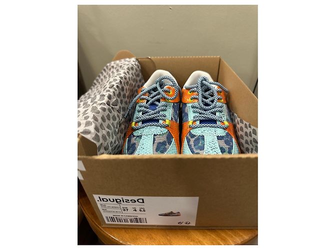 Desigual mehrfarbige Sneaker aus Leder und Wildleder Blau Mehrfarben Orange Hellblau - Ansicht 3