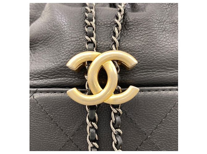 Borsa a tracolla Chanel Gabrielle Matelassé Nero - vista 11