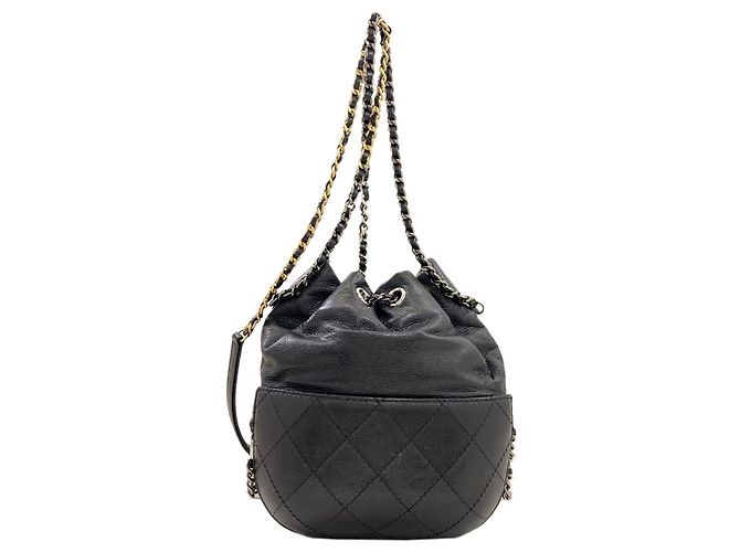 Borsa a tracolla Chanel Gabrielle Matelassé Nero - vista 2