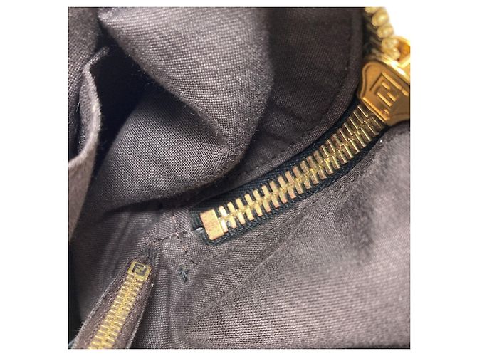 Borsa Tote 2-Way Chameleon Fendi in pelle di vitello nera Nero - vista 9