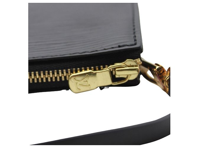 Borsa pouch Louis Vuitton in pelle Epi nera Nero - vista 7