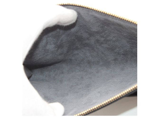 Borsa pouch Louis Vuitton in pelle Epi nera Nero - vista 9