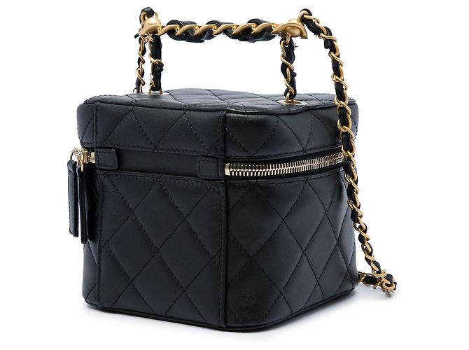 Petit Vanity Case Chanel en veau matelassé noir avec chaîne et barre - vue 2