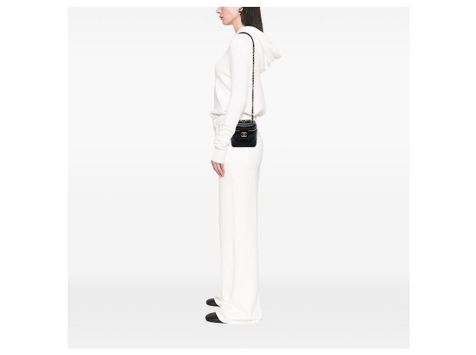 Petit Vanity Case Chanel en veau matelassé noir avec chaîne et barre - vue 5