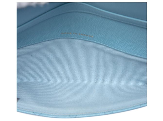 Custodia per occhiali con catena Chanel Blue CC Quilted Caviar Blu chiaro - vista 4